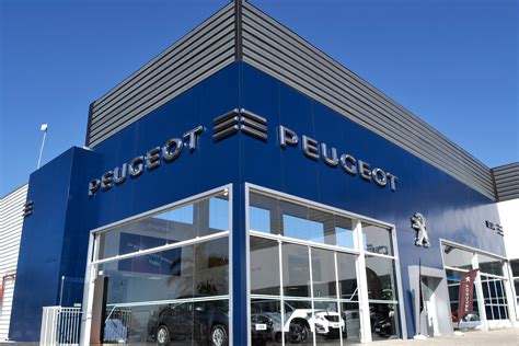 concessionário peugeot le lac.